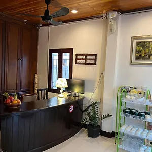 מלון Jasmine Place House, לואנג פרבאנג