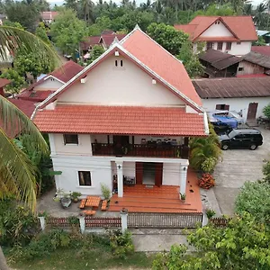 A Tee Luang Prabang
